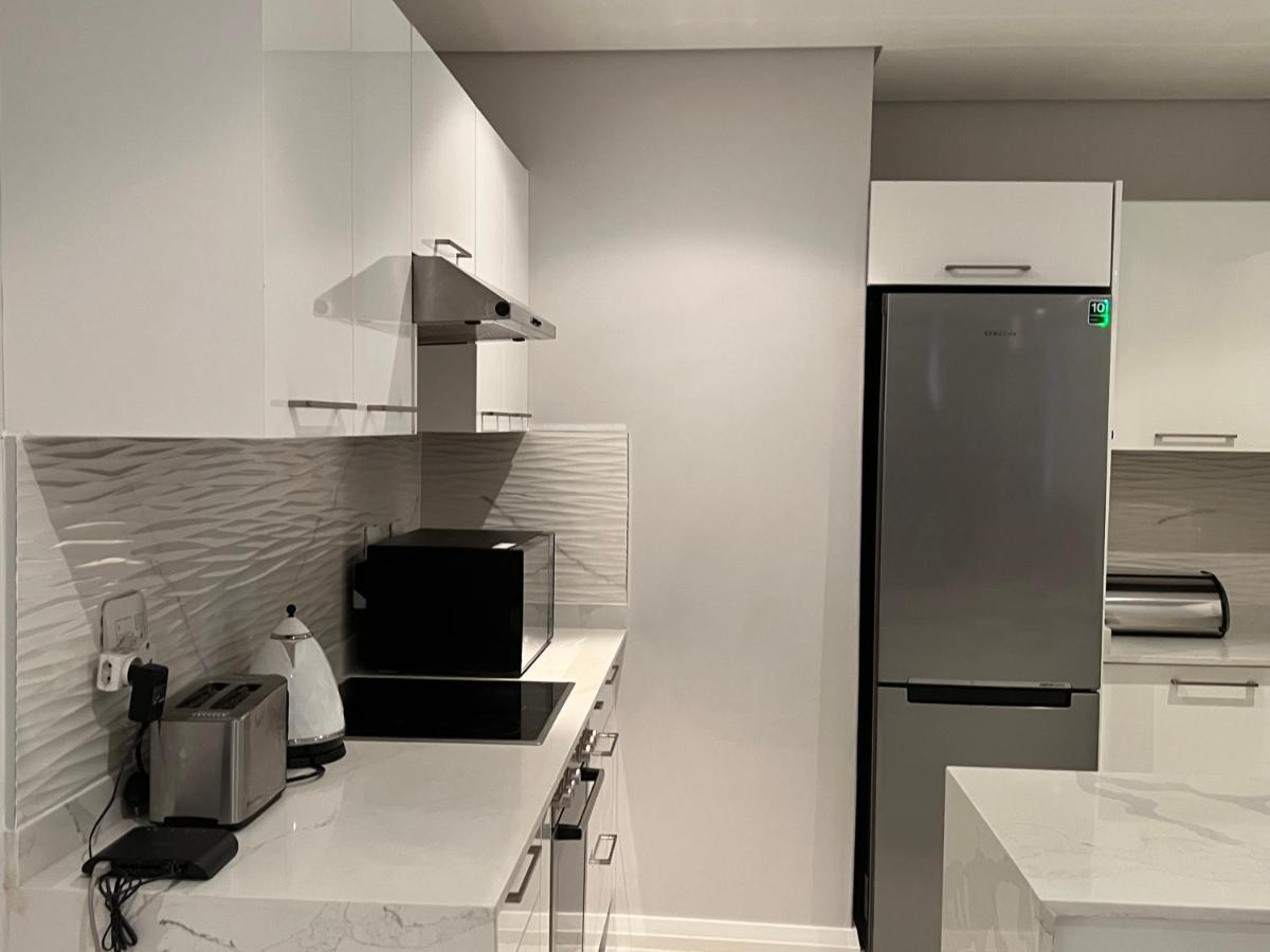 Apartment 208 Beacon Rock By Wheretogo *